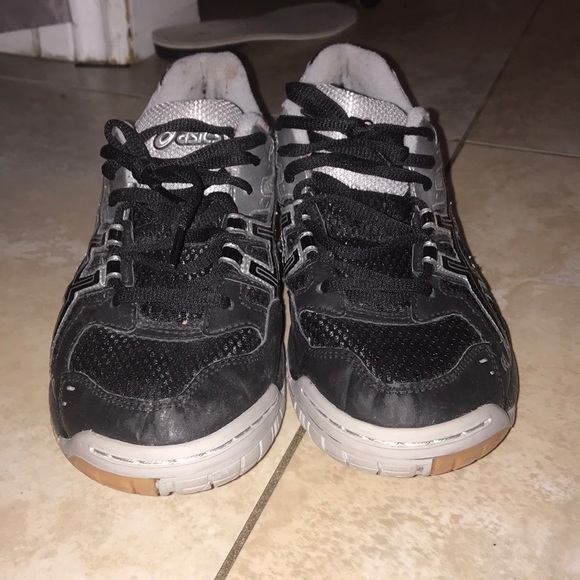 ASICS VOLLEYBALL SHOES #volleyball #sports #asics - Picture 3 of 7